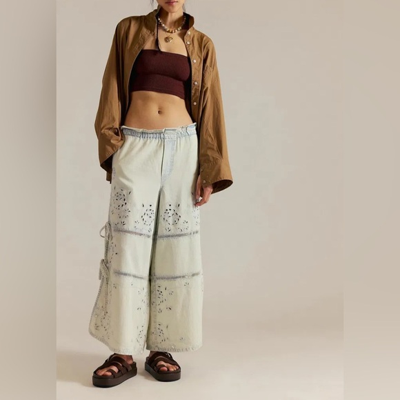 NWT Free People We The Free Day Break Jeans - bright spot sky blue - Large - Picture 4 of 10